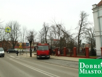 2016-12-16 warszawska drzewo wycinka piła drwal (5) (Medium)
